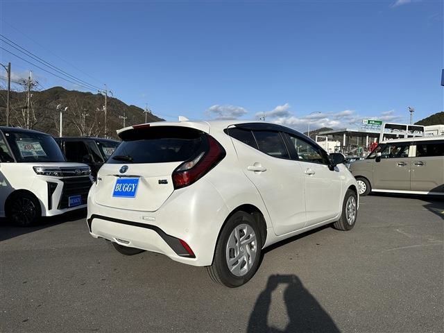 トヨタ アクア １．５ Ｘ R3年 (中国) 99