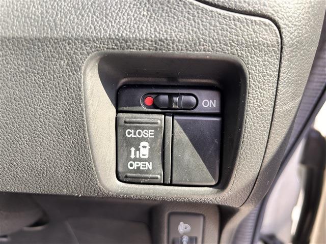 ホンダ Ｎ　ＢＯＸ ６６０ Ｇ Ｌパッケージ H27年 (中国) 99