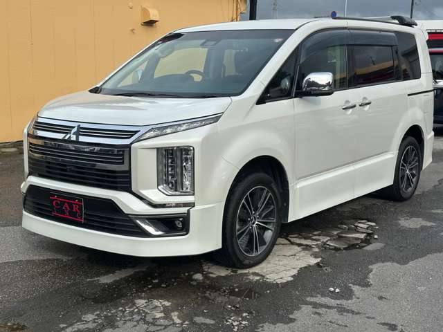 三菱 デリカ　Ｄ：５ アーバンギア ２．２ Ｇ パワーパッケージ ディーゼルターボ ４ＷＤ R1年 (関東) 99