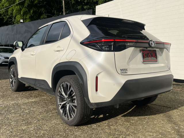 トヨタ ヤリスクロス　ハイブリッド １．５ ハイブリッド Ｚ Ｅ－ＦＯＵＲ ４ＷＤ R3年 (関東) 99
