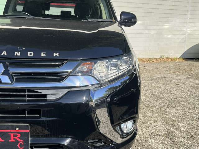 三菱 アウトランダーＰＨＥＶ ２．０ Ｇ セーフティパッケージ ４ＷＤ H28年 (関東) 99