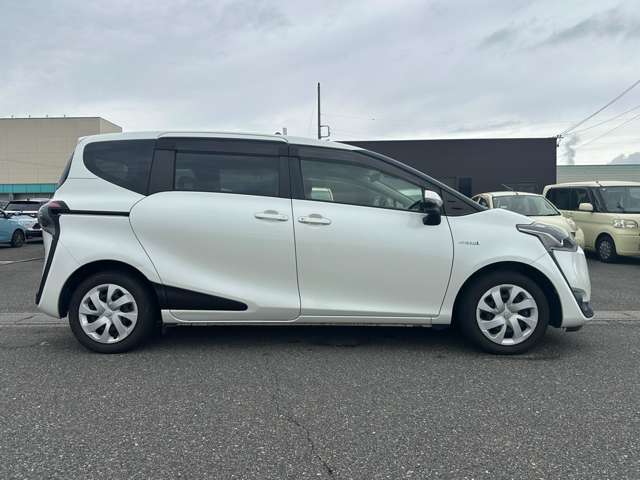 トヨタ シエンタ　ハイブリッド ハイブリッド １．５ Ｇ H27年 () 99