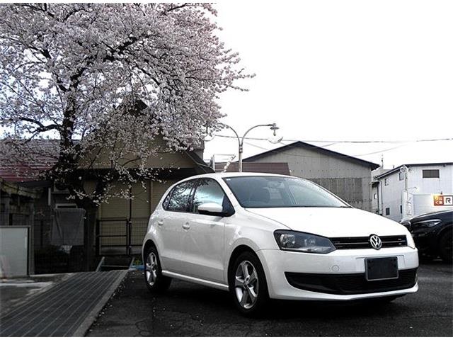 フォルクスワーゲン ポロ ＴＳＩ　コンフォートライン　ブルーモーションテクノロジー H25年 () 99