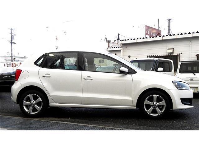 フォルクスワーゲン ポロ ＴＳＩ　コンフォートライン　ブルーモーションテクノロジー H25年 () 99