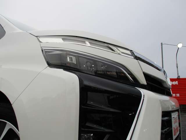 トヨタ ヴォクシー ２．０ ＺＳ 煌ＩＩ R3年 (関東) 99