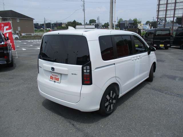 ホンダ フリード　ハイブリッド １．５ Ｅ：ＨＥＶ エアー ＥＸ R8年 (関東) 99