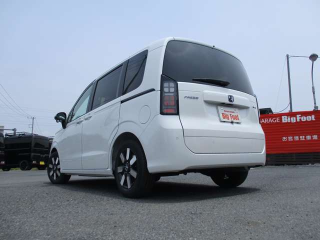 ホンダ フリード　ハイブリッド １．５ Ｅ：ＨＥＶ エアー ＥＸ R8年 (関東) 99