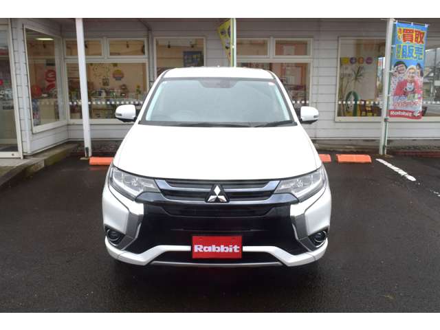 三菱 アウトランダーＰＨＥＶ ２．０ Ｇ ナビパッケージ ４ＷＤ H27年 (東北) 99