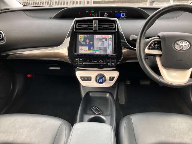 トヨタ プリウス １．８ Ｓ ツーリングセレクション H28年 () 99