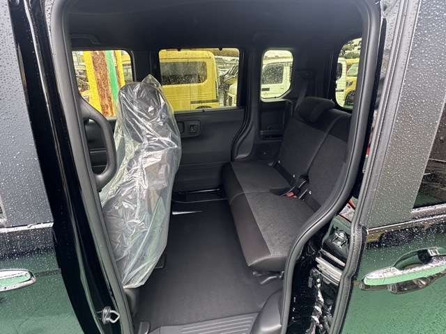 ホンダ Ｎ　ＢＯＸ カスタム ６６０ R8年 (東海) 99