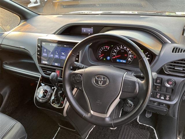 トヨタ ヴォクシー ２．０ ＺＳ 煌ＩＩ R2年 (東海) 99