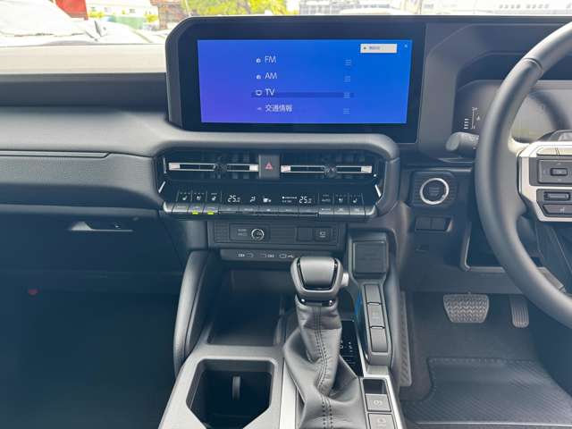 トヨタ ランドクルーザー２５０ ２．７ ＶＸ ４ＷＤ R8年 (九州・沖縄) 99