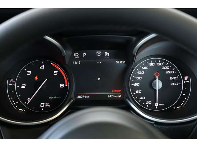 アルファロメオ ステルヴィオ ２．２ ターボ ディーゼル Ｑ４ ４ＷＤ R1年 (近畿) 99