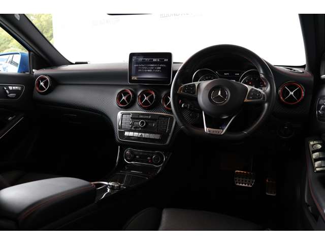 メルセデスベンツ Ａクラス Ａ１８０　ＡＭＧ　スタイル H29年 (近畿) 99