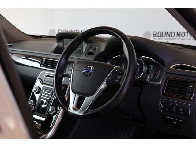 ボルボ Ｖ７０ Ｔ４　クラシック H27年 (近畿) 99