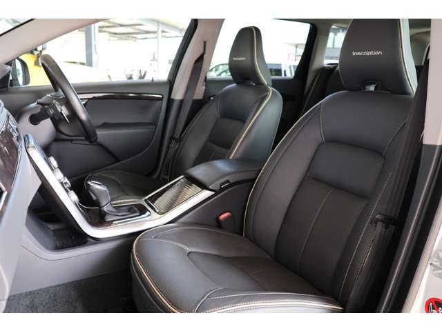 ボルボ Ｖ７０ Ｔ４　クラシック H27年 (近畿) 99
