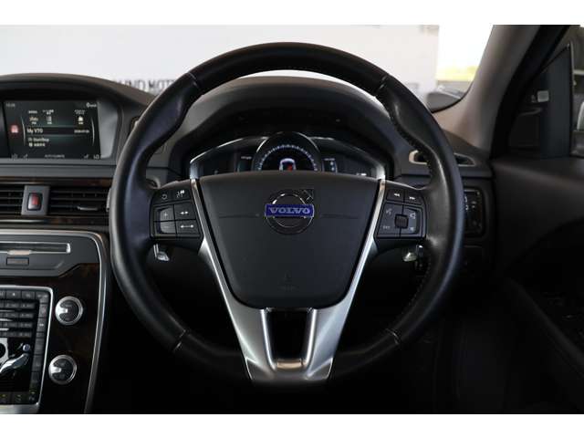 ボルボ Ｖ７０ Ｔ４　クラシック H27年 (近畿) 99