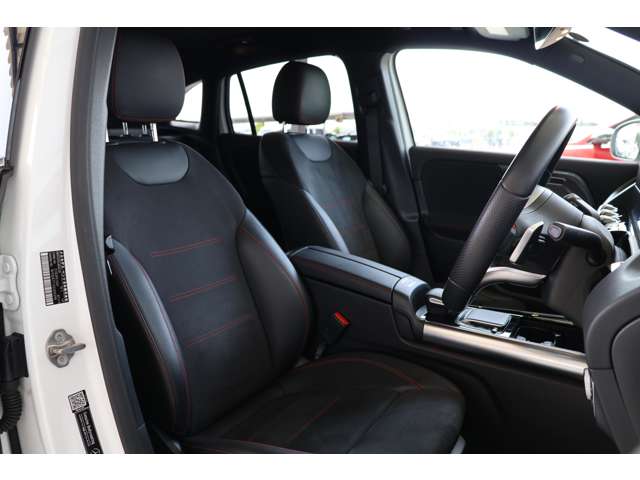 メルセデスベンツ ＧＬＡクラス ＧＬＡ２００ Ｄ ４マチック ＡＭＧライン ディーゼルターボ ４ＷＤ R3年 (近畿) 99