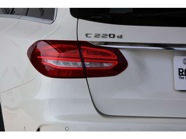 メルセデスベンツ Ｃクラスワゴン Ｃ２２０ Ｄ ローレウス エディション ディーゼルターボ H30年 (近畿) 99