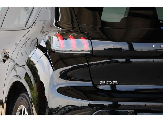 プジョー ２０８ アリュール R5年 (近畿) 99