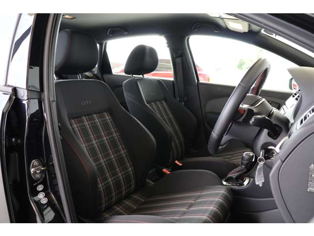 フォルクスワーゲン ポロ ＧＴＩ H25年 (近畿) 99