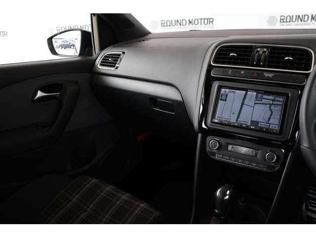 フォルクスワーゲン ポロ ＧＴＩ H25年 (近畿) 99