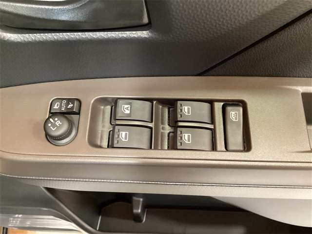 トヨタ ルーミー １．０ Ｇ R7年 (近畿) 99