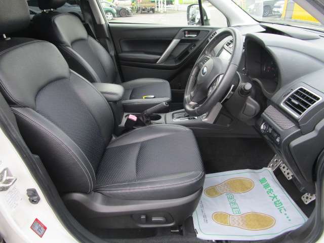 スバル フォレスター ２．０ Ｓ リミテッド ４ＷＤ H27年 (関東) 99