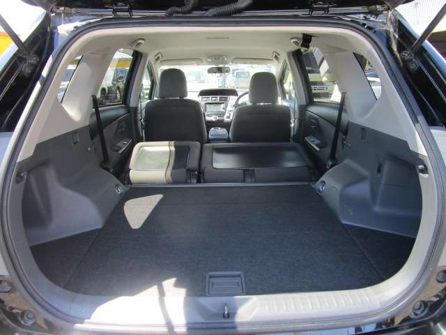 トヨタ プリウスΑ １．８ Ｓ H23年 (関東) 99