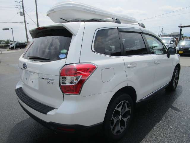 スバル フォレスター ２．０ＸＴ アイサイト ４ＷＤ H25年 (関東) 99