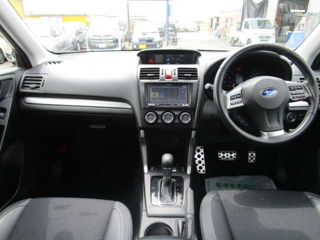 スバル フォレスター ２．０ＸＴ アイサイト ４ＷＤ H25年 (関東) 99