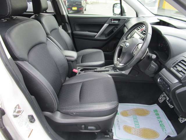 スバル フォレスター ２．０ＸＴ アイサイト ４ＷＤ H25年 (関東) 99