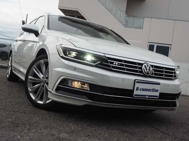 フォルクスワーゲン パサートヴァリアント ２．０ＴＳＩ　Ｒライン H28年 () 99