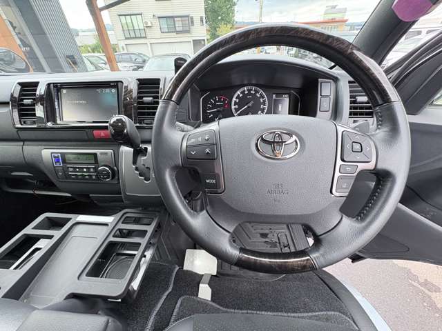 トヨタ ハイエースバン ２．８ スーパーＧＬ ダークプライムＩＩ ロングボディ ディーゼルターボ ４ＷＤ R6年 (甲信越・北陸) 99