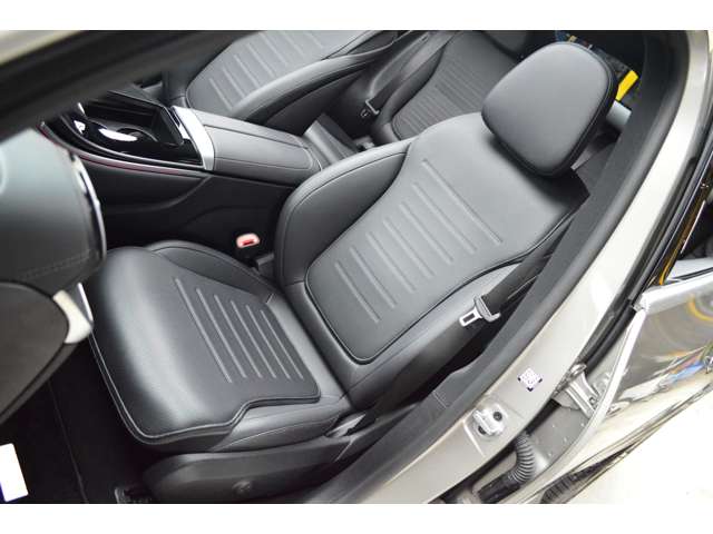 メルセデスベンツ ＧＬＣクーペ ２２０ Ｄ ４マチック（ＩＳＧ搭載モデル） ＡＭＧラインパッケージ ディーゼルターボ ４ＷＤ ＭＰ２０２４０１ R5年 (関東) 99