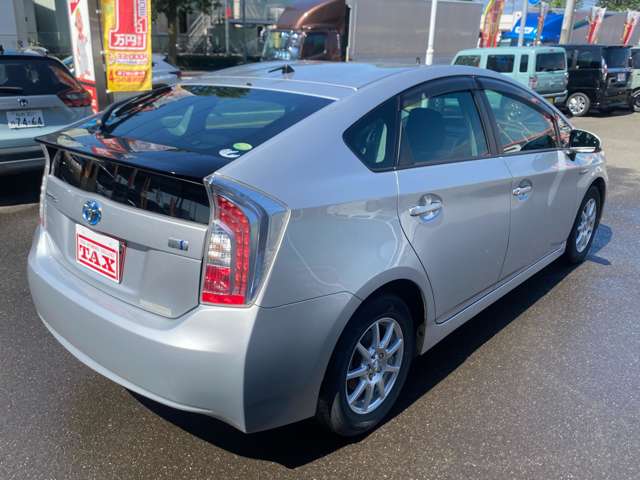 トヨタ プリウス １．８ Ｓ H26年 (東北) 99