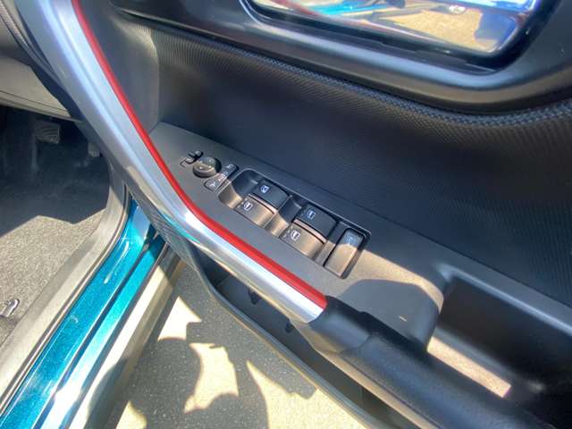 トヨタ ライズ　ハイブリッド ハイブリッド １．２ Ｇ R4年 (東北) 99
