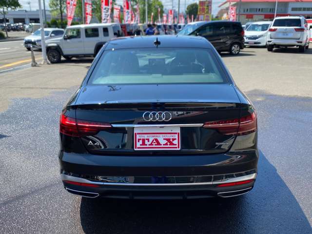 アウディ Ａ４ ４０ ＴＤＩ クワトロ Ｓライン ディーゼルターボ ４ＷＤ R3年 (東北) 99