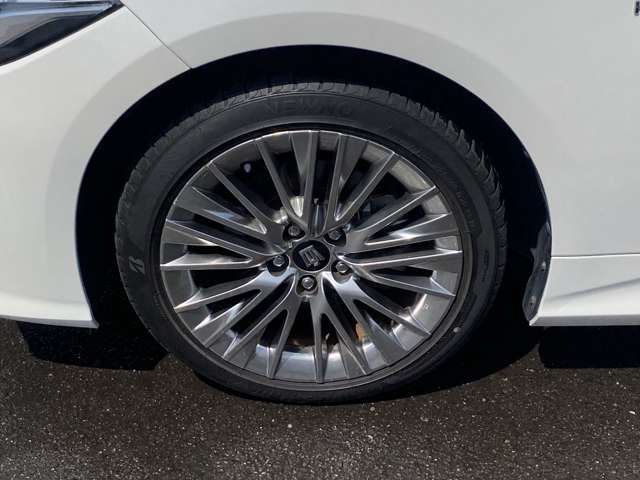 トヨタ クラウン　ハイブリッド ハイブリッド ２．５ Ｓ Ｃパッケージ H30年 (東北) 99