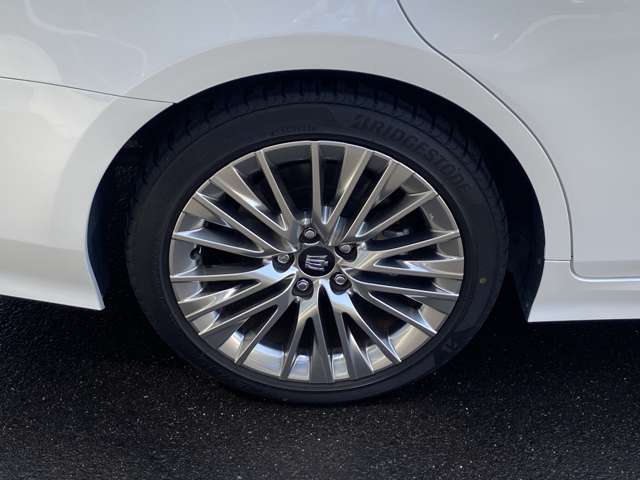 トヨタ クラウン　ハイブリッド ハイブリッド ２．５ Ｓ Ｃパッケージ H30年 (東北) 99