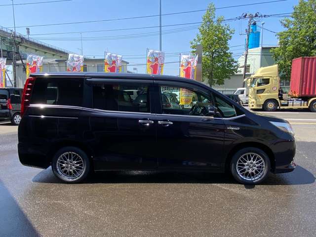 トヨタ エスクァイア　ハイブリッド １．８ ハイブリッド ＸＩ H28年 (東北) 99