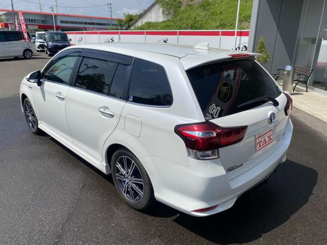 トヨタ カローラフィールダー　ハイブリッド １．５ ハイブリッド Ｇ Ｗ×Ｂ H27年 (東北) 99