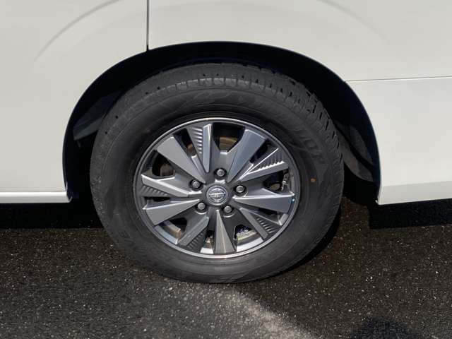 日産 セレナ ２．０ Ｘ ＶセレクションＩＩ ４ＷＤ H30年 (東北) 99