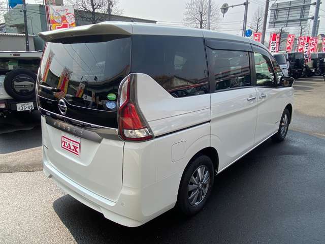 日産 セレナ ２．０ Ｘ ＶセレクションＩＩ ４ＷＤ H30年 (東北) 99