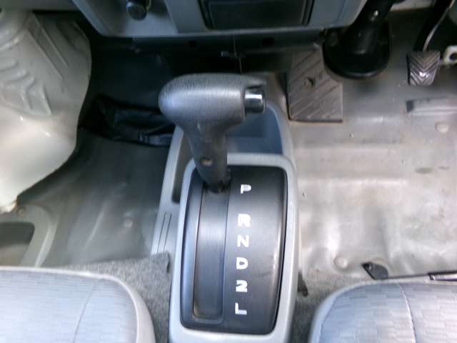 三菱 ミニキャブバン ６６０ ＣＤ ハイルーフ ４ＷＤ H24年 (東北) 99