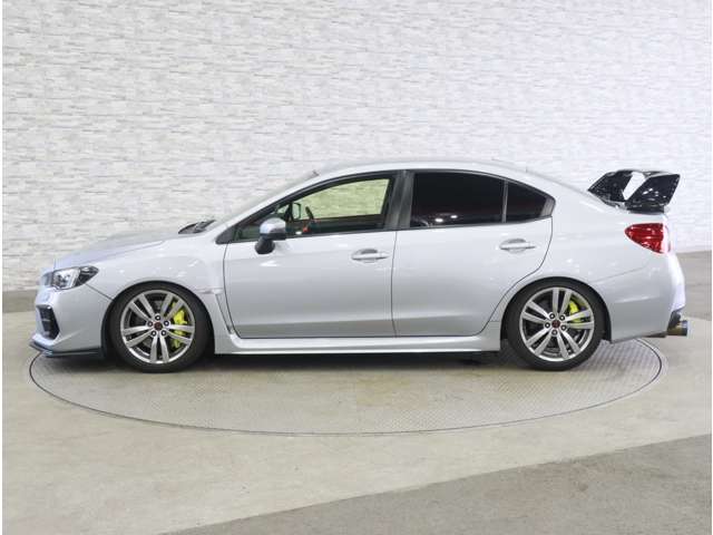 スバル ＷＲＸ　ＳＴＩ ＳＴＩ ２．０ タイプＳ ４ＷＤ R1年 (関東) 99