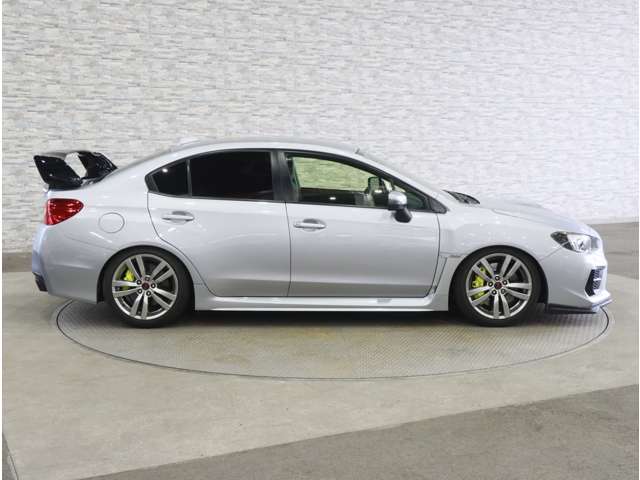 スバル ＷＲＸ　ＳＴＩ ＳＴＩ ２．０ タイプＳ ４ＷＤ R1年 (関東) 99