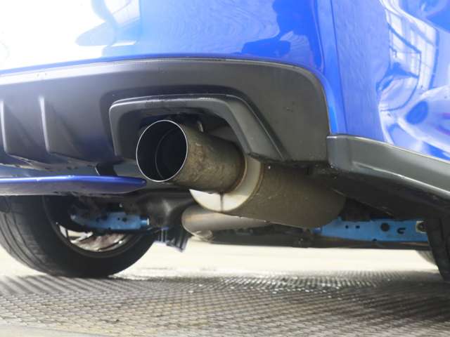 スバル ＷＲＸ　ＳＴＩ ＳＴＩ ２．０ ４ＷＤ H26年 (関東) 99