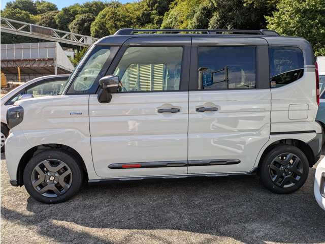 スズキ スペーシア ６６０ ギア ハイブリッド ＸＺ R8年 (関東) 99