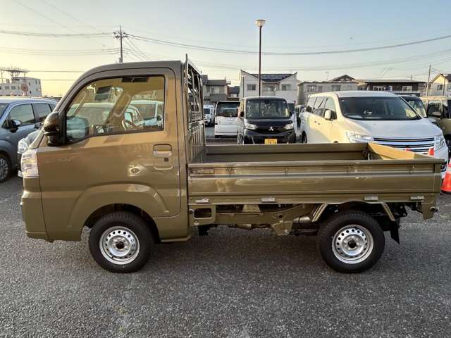 ダイハツ ハイゼットトラック ６６０ エクストラ ３方開 ４ＷＤ R8年 (関東) 99